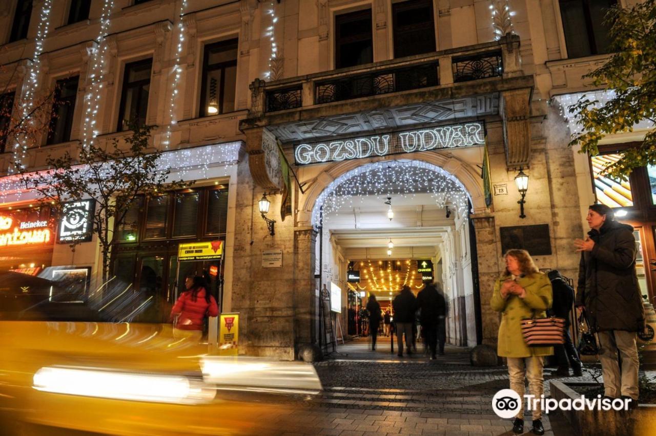 Cozy Downtown Apartment Budapest Esterno foto